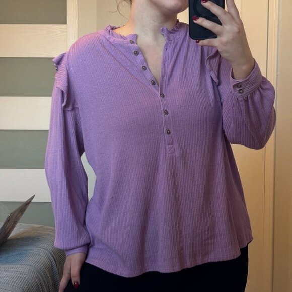 Lee Lavender Ruffle Shoulder Waffle Knit Top Size 1X - Picture 3 of 9